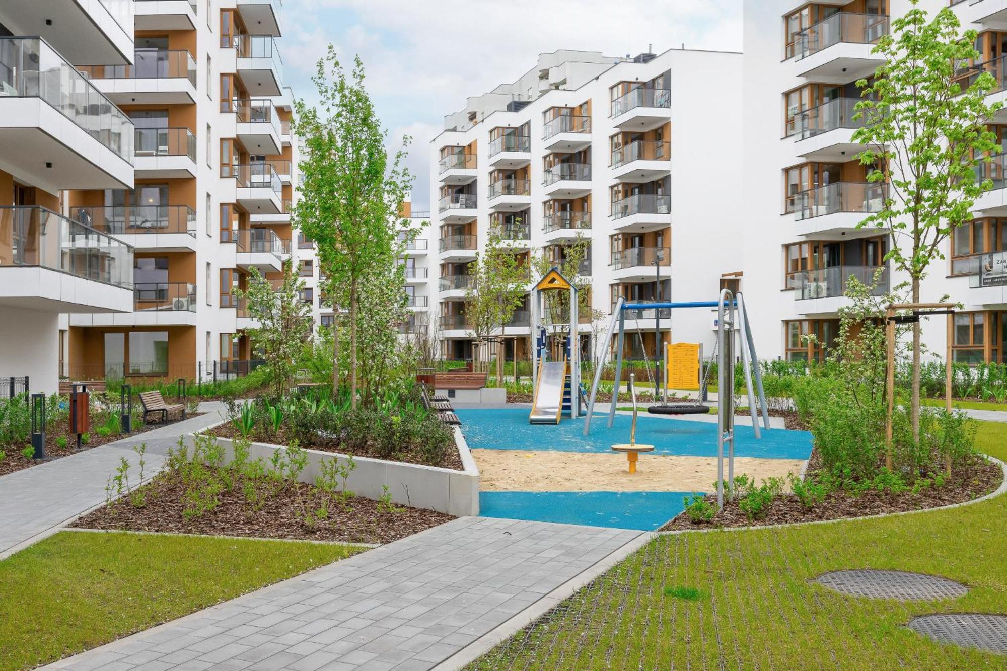 Ludwiki Z Parkingiem By Renters Warschau